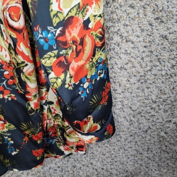 John Mark Top Womens‎ Small Floral Print Tunic V-Neck Long Sleeve Blouse Ladies - Picture 2 of 7